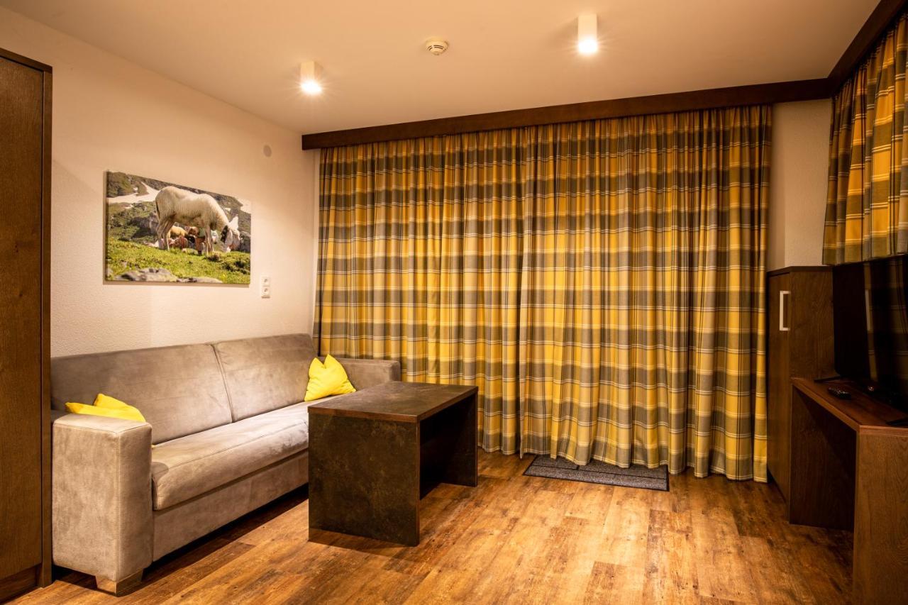 Lux Appartements Ισγκλ Εξωτερικό φωτογραφία