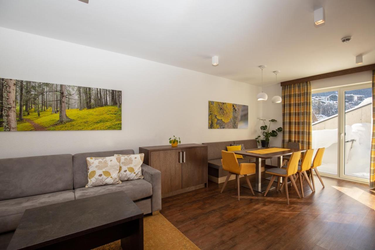 Lux Appartements Ισγκλ Εξωτερικό φωτογραφία