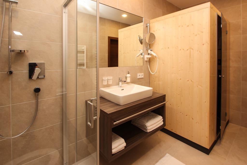 Lux Appartements Ισγκλ Εξωτερικό φωτογραφία